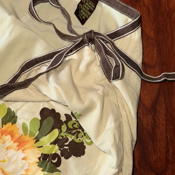 Tommy Bahama 100% silk Cream Floral Mini skort with pockets & side zipper size 4 - Picture 3 of 5